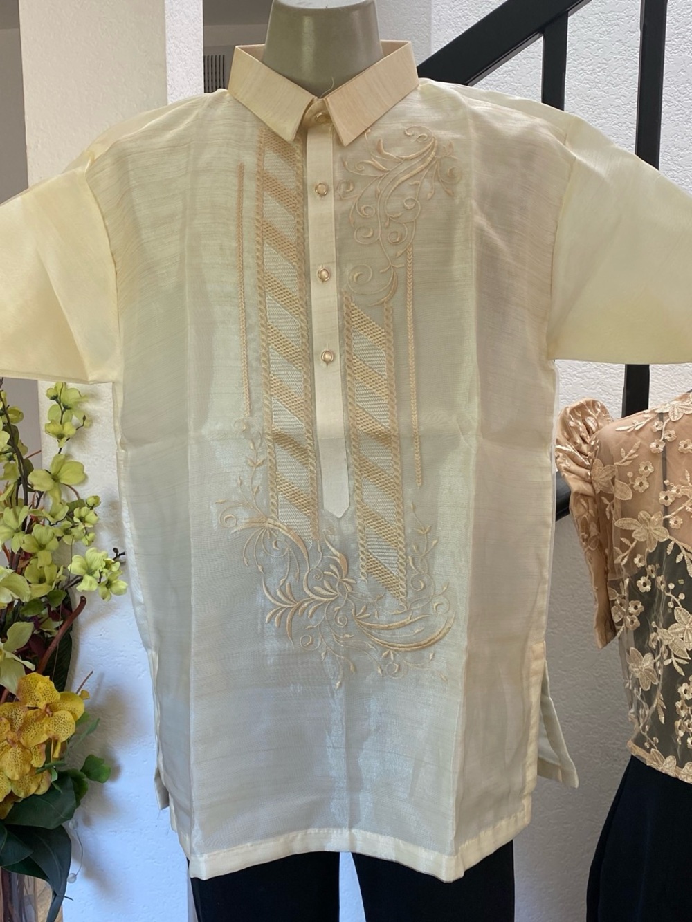 Barong Tagalog XL Short Sleeves